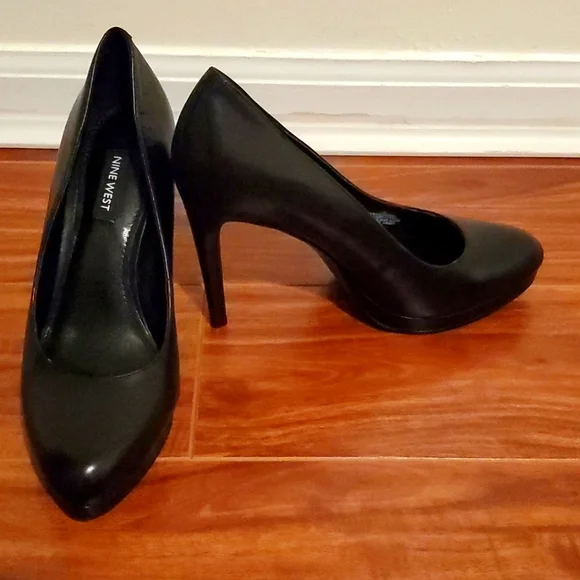 Nine West Quabree Platform Pumps